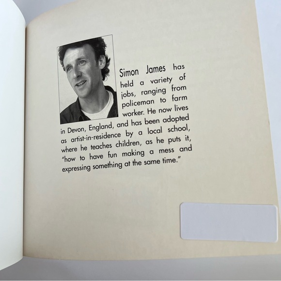 Dear Mr. Blueberry by Simon James children’s reading paperback book - Picture 9 of 17